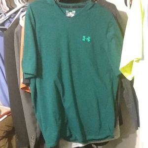 V neck under armour tee